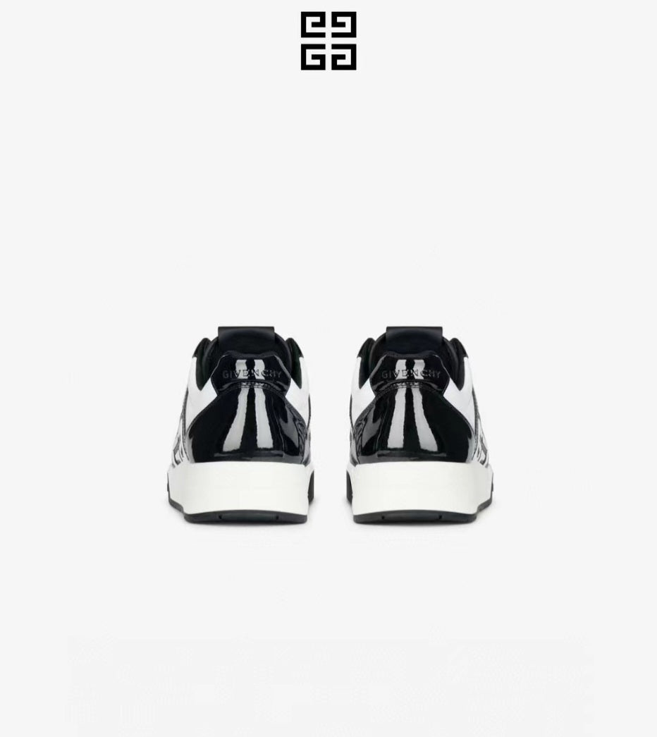 GIVENCHY G4