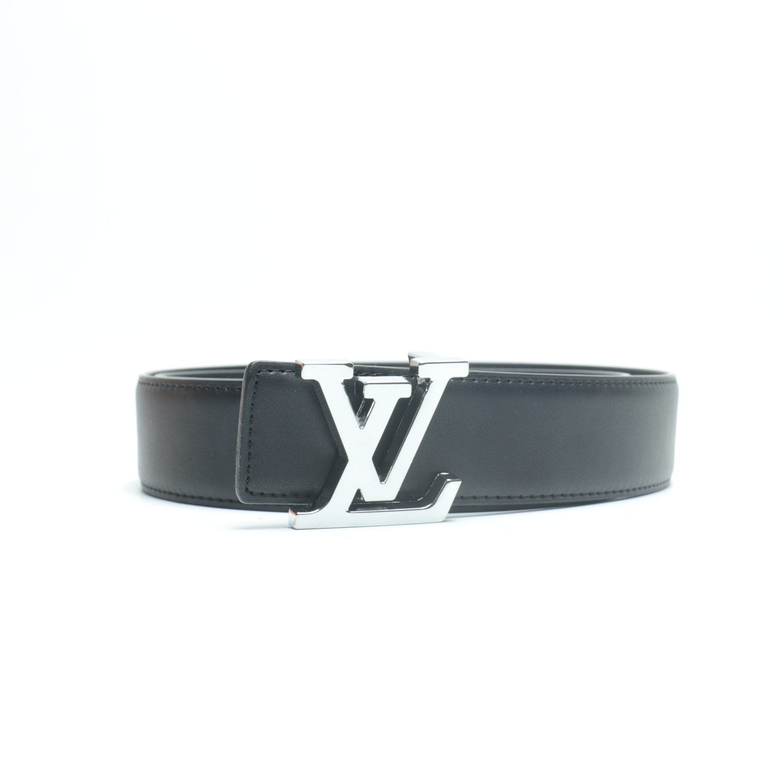 Louis Vuitton black leather belt