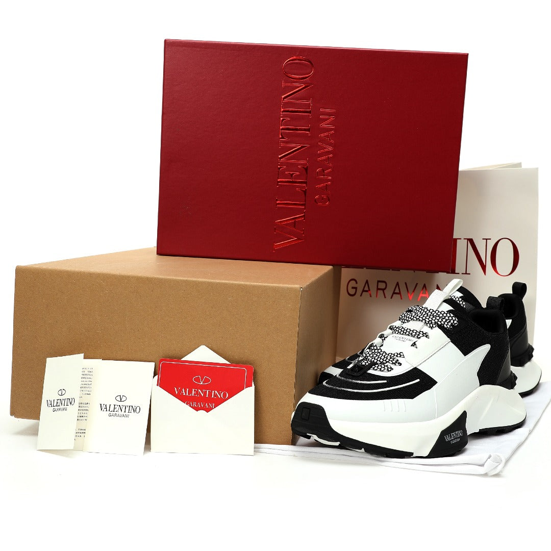 Valentino Garavani True Act sneakers